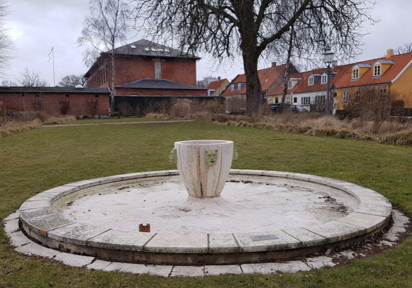 Springvandet i parken ved Frederiksminde